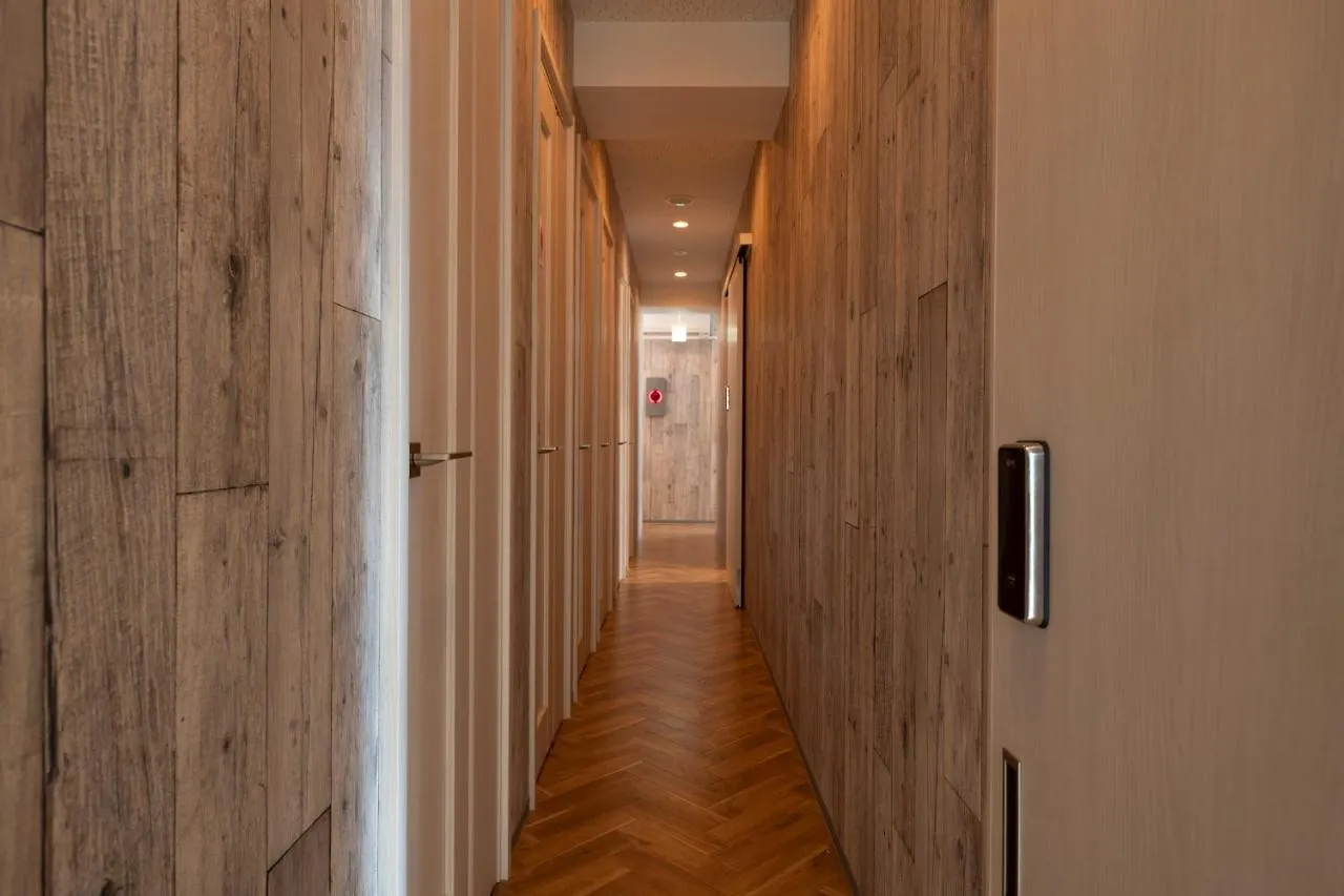 bnb+ Kanda Terrace Ogawamachi Tokio 0*,